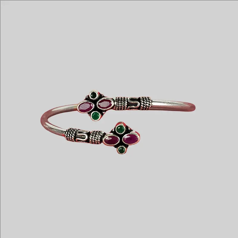 Adjustible Cutstone Silver Kada 1