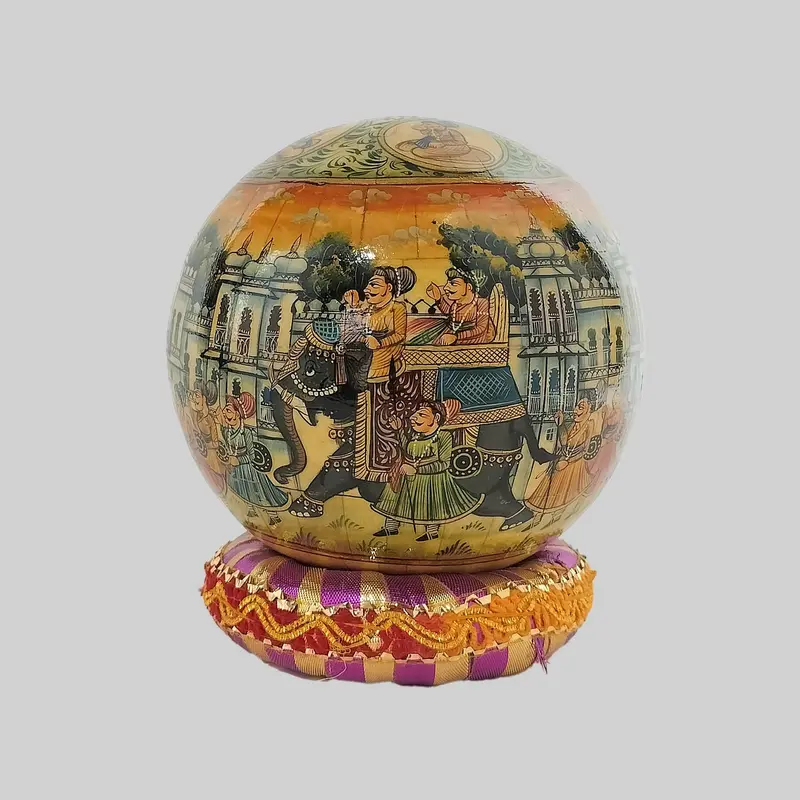 Camel Bone Ball With Miniature Painitng 6 In 1