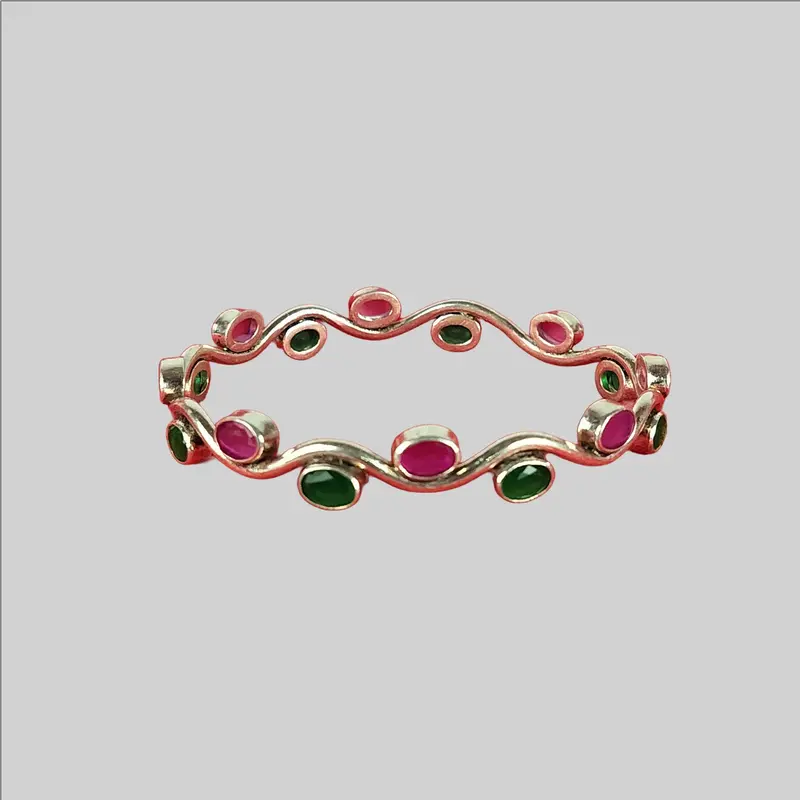 Cutstone Spiral Silver Bangle 1