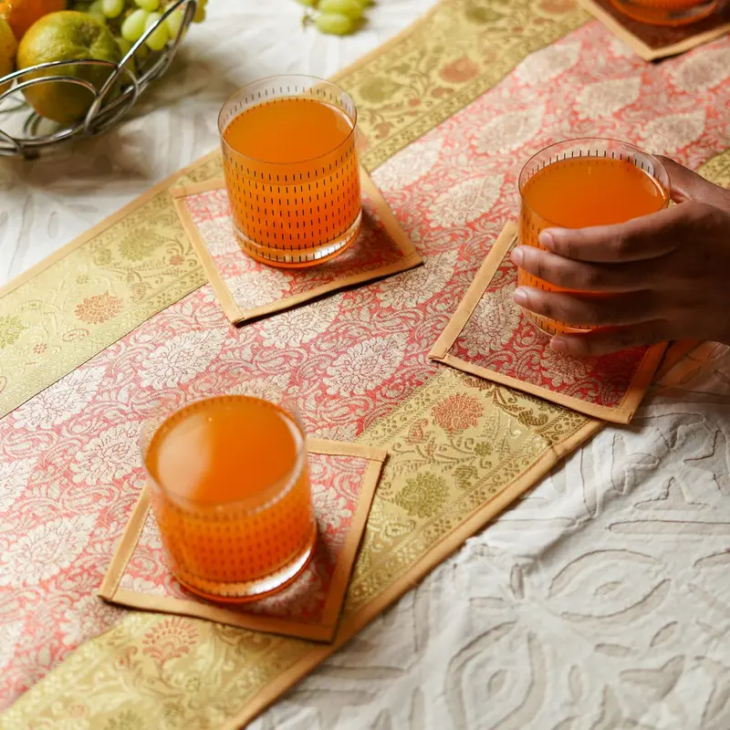 Table Mats Set Of 6 With 1 Runner And 6 Napkins In Brocade (Assorted Colours) 1