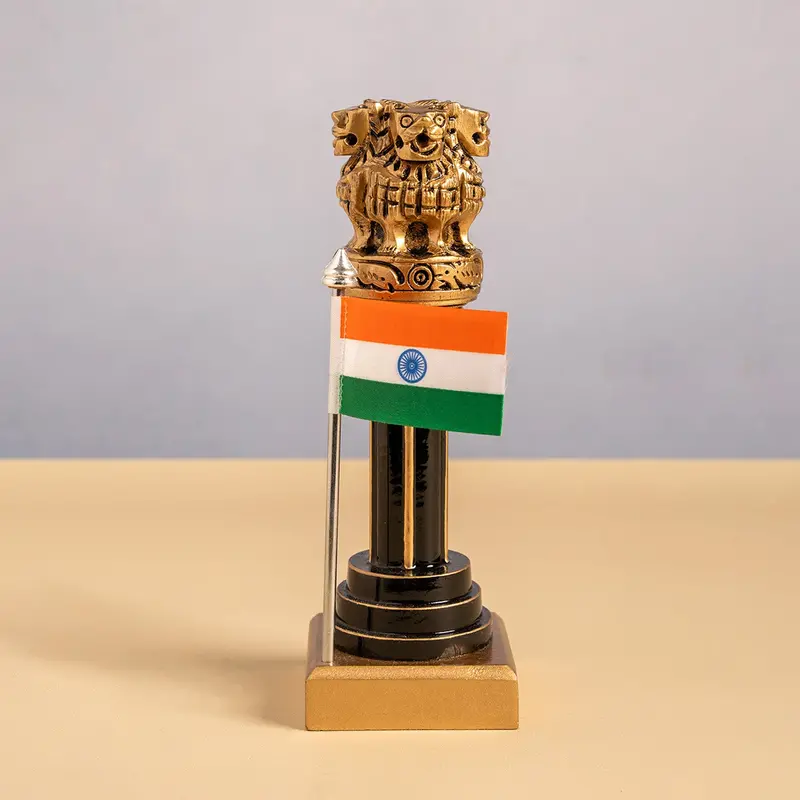 Wood Ashoka Pillar With Flag 1